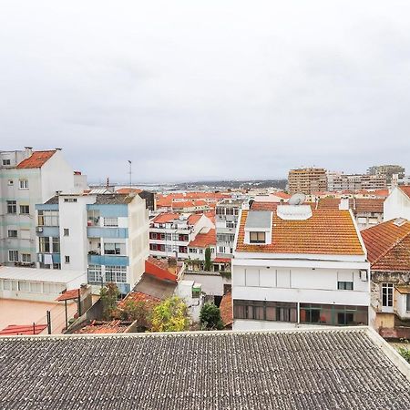 Vita Portucale ! Cacilhas River View Almada Kültér fotó